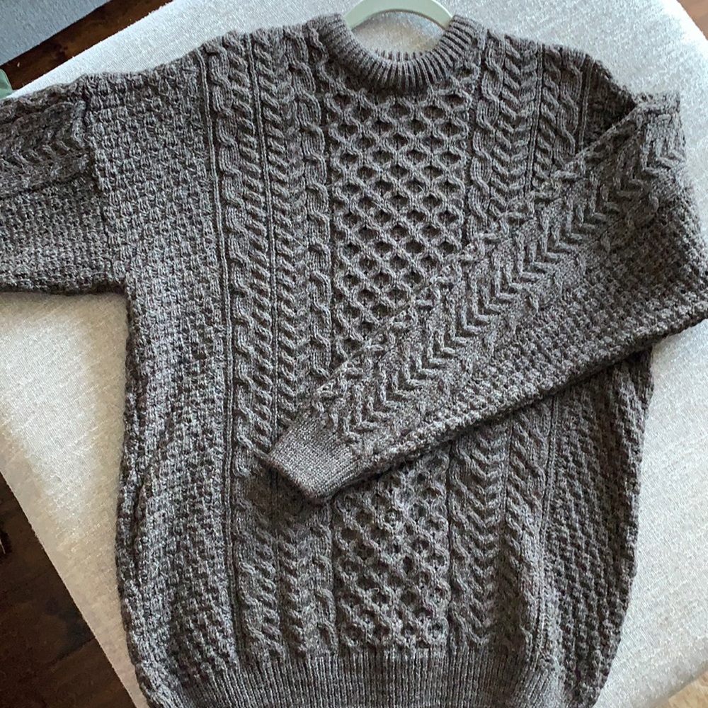 Men’s Orvis knit sweater
